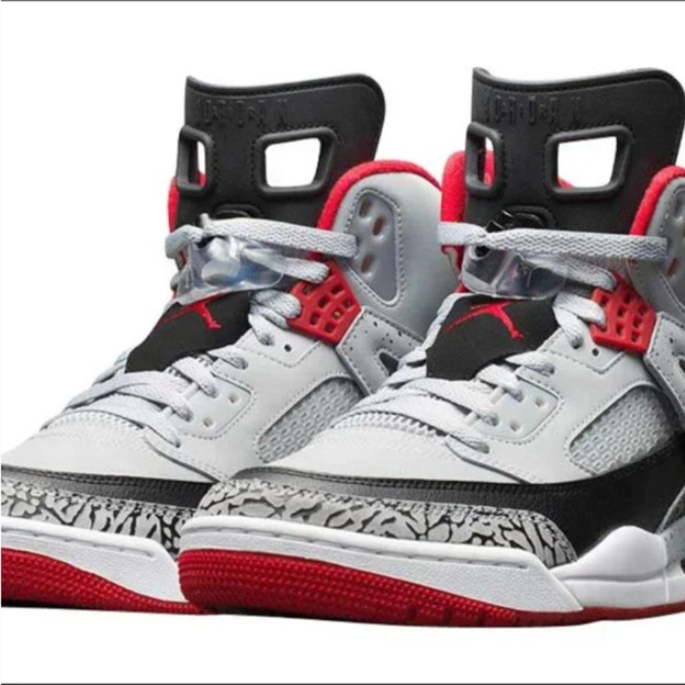 Jordan Spizike BG Wolf Grey - size M7/W8.5
